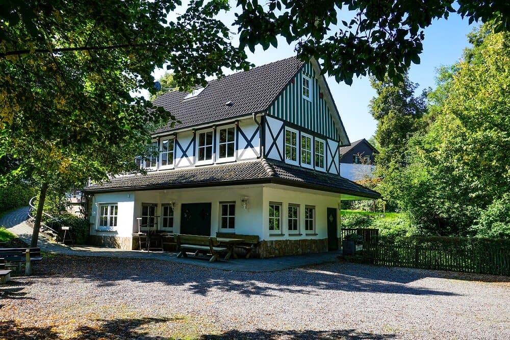 Dorfhaus-2.jpg
